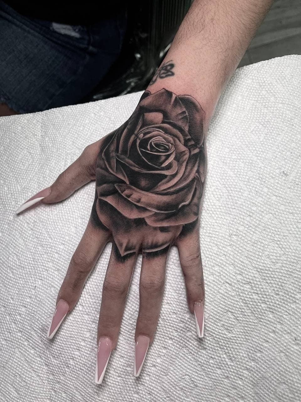 32 Hand Tattoo Ideas for Every Personality Type  Hand tattoos for girls  Hand and finger tattoos Small hand tattoos